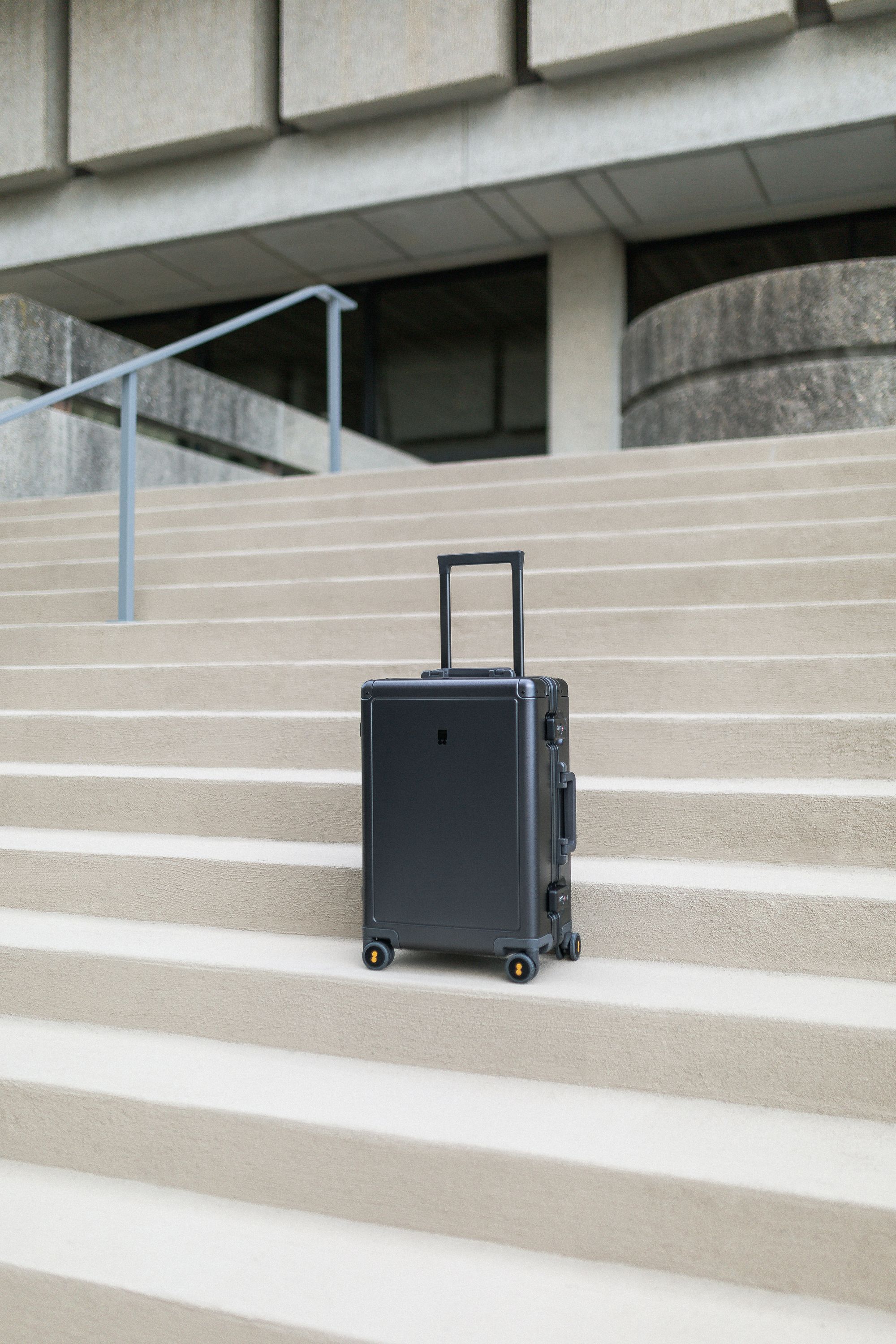 travel suitcase medium size